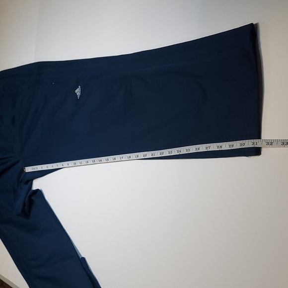 Adidas Joggers Size M - Picture 9 of 12